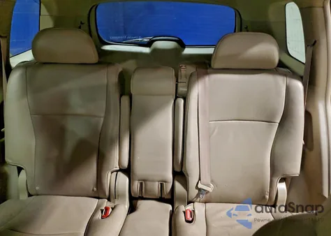 2010 Toyota Highlander Se z USA, uszkodzony, nr VIN 5TDJK3EH9AS039652